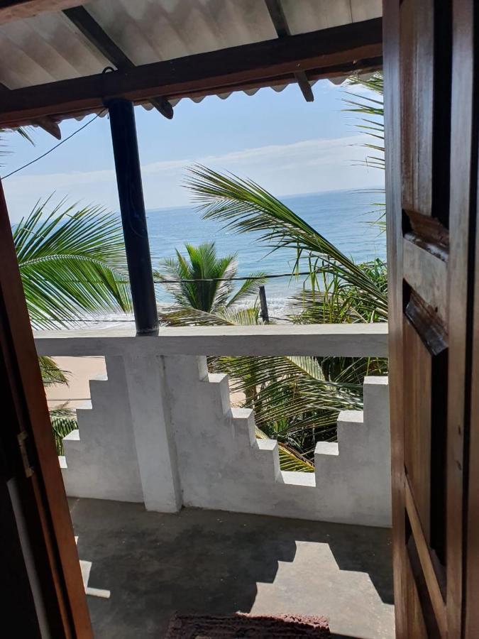 Chandi Gaya Beach Guesthouse Tangalle Bagian luar foto