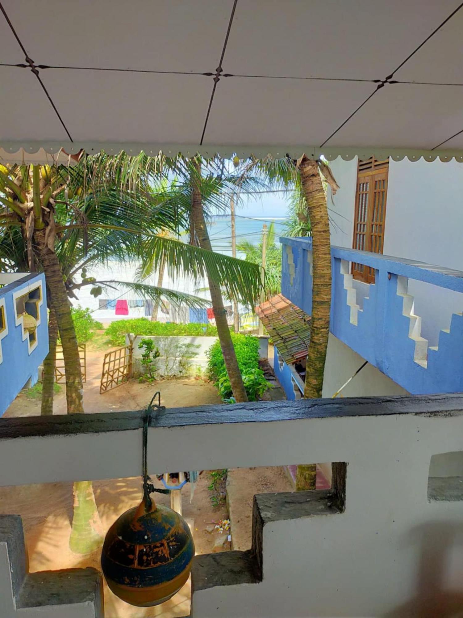 Chandi Gaya Beach Guesthouse Tangalle Bagian luar foto